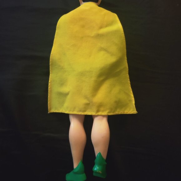 Robin. - Picture 2 of 5